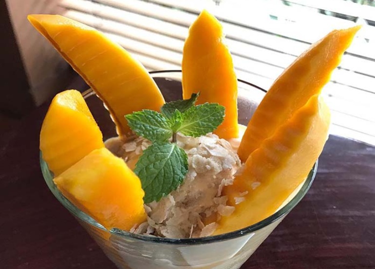 azuthai sticky mango rice