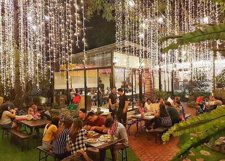 14 Beautiful Restaurants to Bring the Fam for Mother’s Day Booky